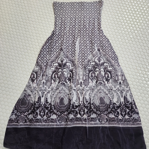 Lapis 2 Way Convertible Dress/MIDI Skirt, One Size - Picture 12 of 13